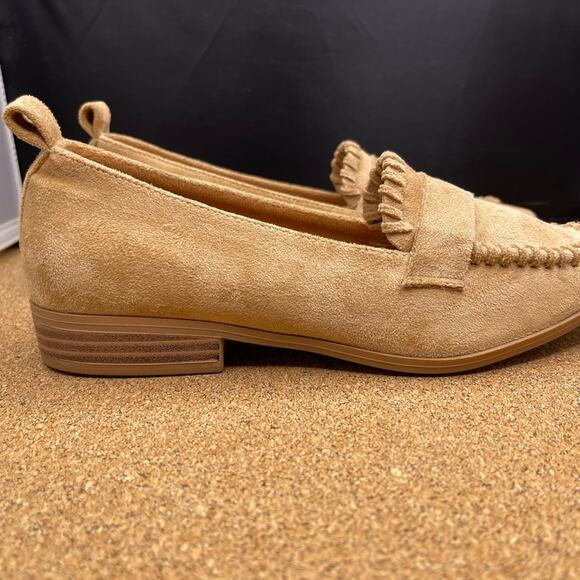 Maurices tan faux suede preppy ruffle slip on flats 6 - Picture 5 of 10
